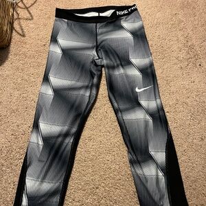 Nike Pro Dri-FIT Compression Pants large  black and white Leggings